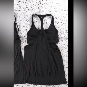 SIZE 4 LULULEMON TANK BLACK
